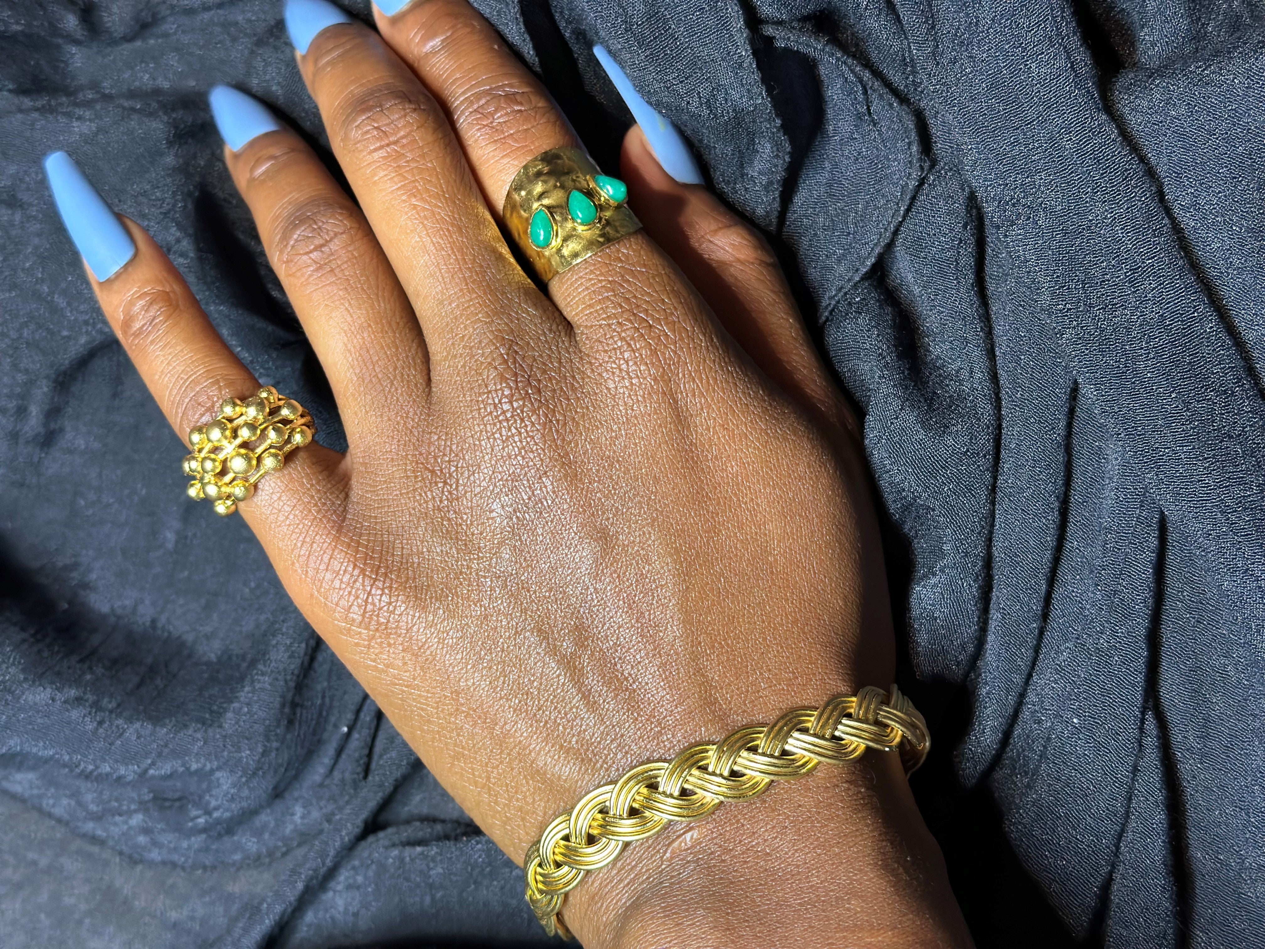 GOLD BOBBLE RING